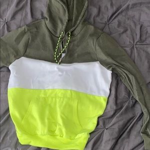 ❣️3 for $10❣️ Quarter Zip Hoodie Medium